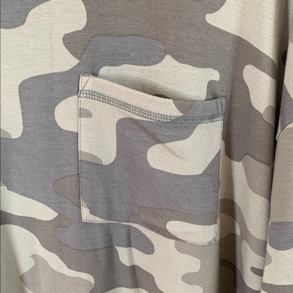Natural Reflections Long Sleeve Camouflage gown/sleepshirt - Picture 2 of 9